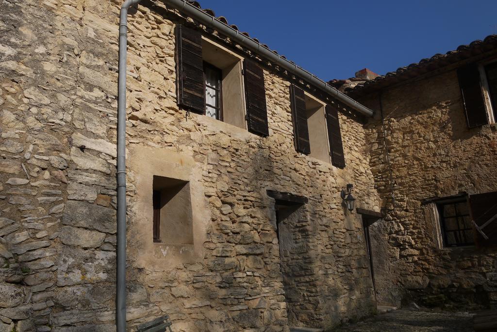 Auberge Des Seguins Buoux Εξωτερικό φωτογραφία