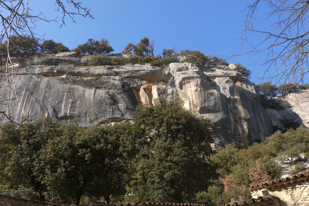Auberge Des Seguins Buoux Εξωτερικό φωτογραφία